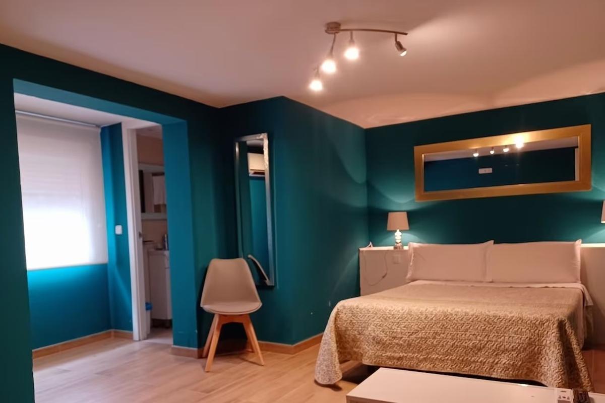 Hostal Aravaca Garden Madrid Ngoại thất bức ảnh