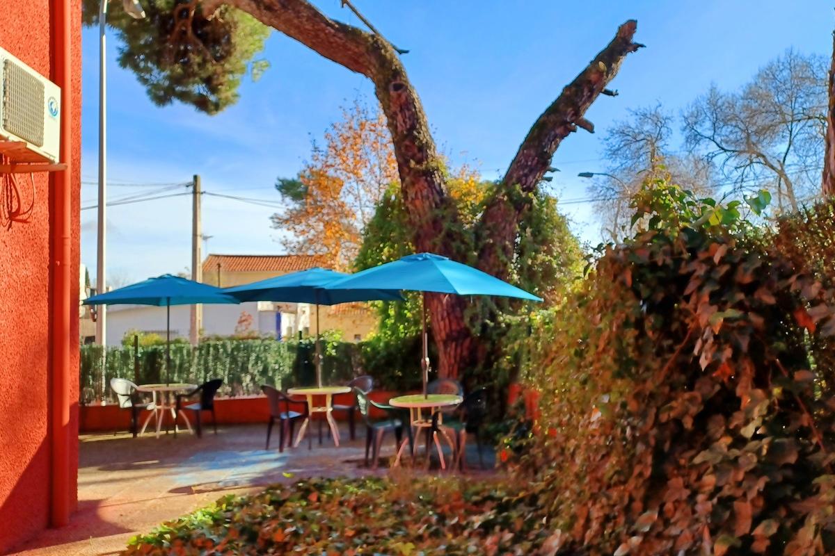 Hostal Aravaca Garden Madrid Ngoại thất bức ảnh