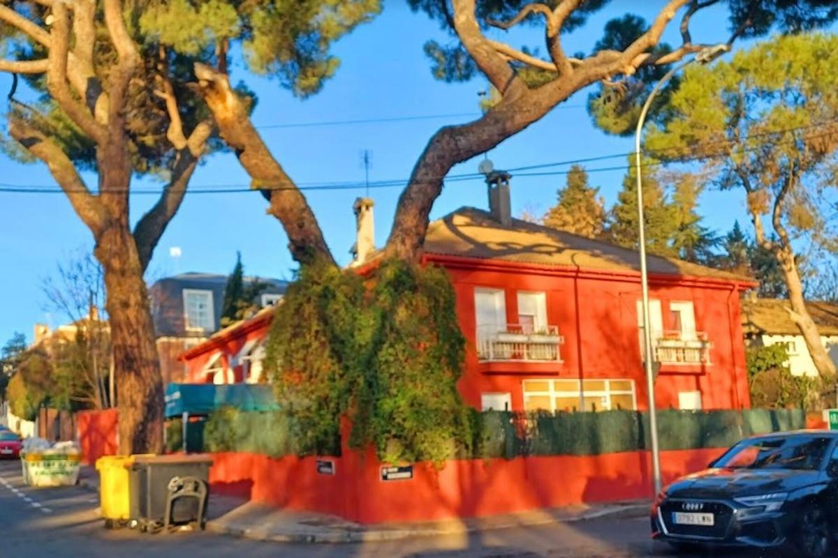 Hostal Aravaca Garden Madrid Ngoại thất bức ảnh