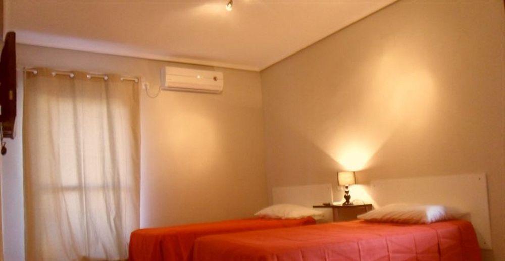 Hostal Aravaca Garden Madrid Ngoại thất bức ảnh